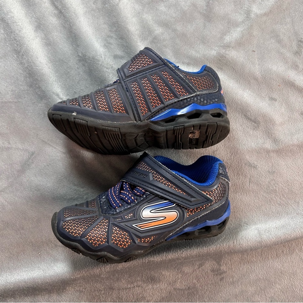 Skechers Water Repellent sneakers for toddler boys size 8 - Picture 2 of 7